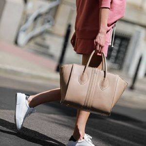 Gorgeous royal blue Alexandra K 1.5 maxi handbag crossbody shoulder bag